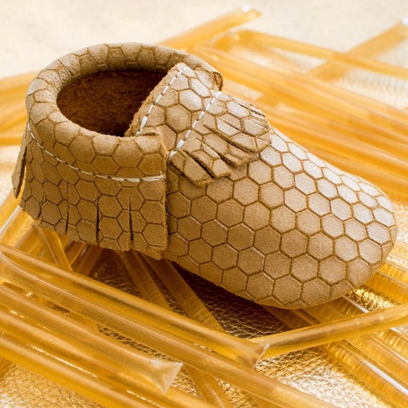 Freshly Picked Moccasins - Picture 1 of 4